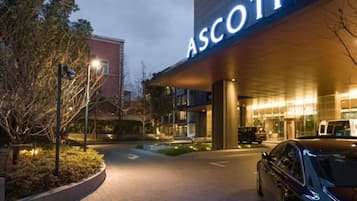 المنشأة من الخارج