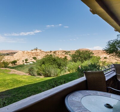 Newly Renovated - Condo at Wolf Creek Golf Course 