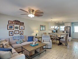 Townhome, Multiple Beds, Balcony, Garden View (Villa Chateau #10) | Living area | 42-inch flat-screen TV with digital channels