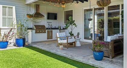 Peaceful Oasis in Town of Tioga, 4 Bed/2.5 Bath with Fully Fenced Garden
