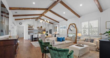 Peaceful Oasis in Town of Tioga, 4 Bed/2.5 Bath with Fully Fenced Garden