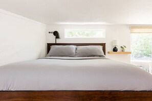 1 habitación, escritorio, tabla de planchar con plancha y wifi gratis 
