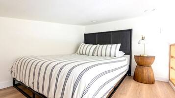 1 habitación, escritorio, tabla de planchar con plancha y wifi gratis