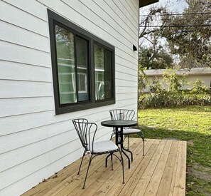 屋外ダイニングエリア