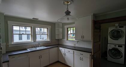 Large Sunny Downtown Artisanal Vermont Home w/ Porch, Private Chef, and Fire Pit