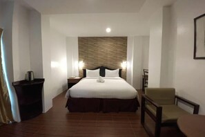 Room - Diamond Spring Hotel Angeles (Angeles)