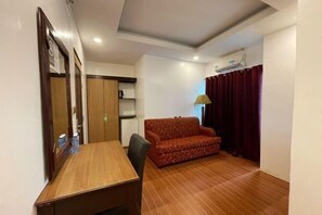 Room - Diamond Spring Hotel Angeles (Angeles)