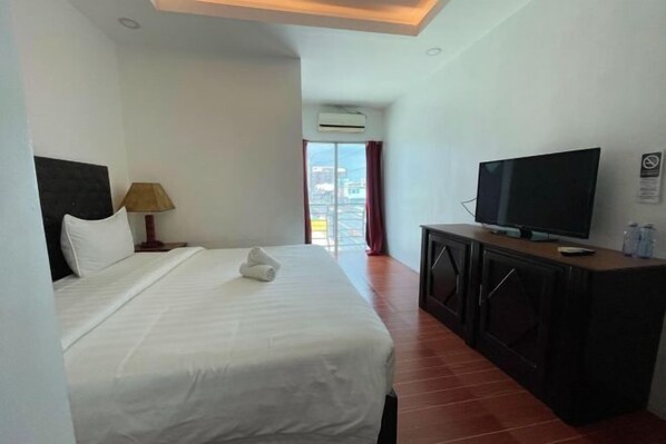 Room - Diamond Spring Hotel Angeles (Angeles)