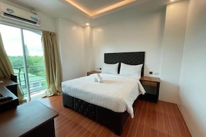 Room - Diamond Spring Hotel Angeles (Angeles)