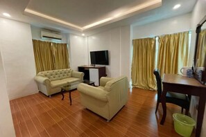 Room - Diamond Spring Hotel Angeles (Angeles)