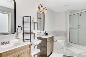 Ducha, artículos de tocador ecológicos, secador de pelo, shampoo