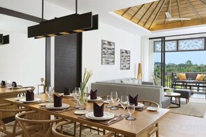 Dining - Avani Seminyak Bali Resort (Bali)