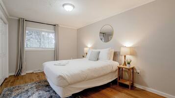 12 slaapkamers, een strijkplank/strijkijzer, gratis wifi