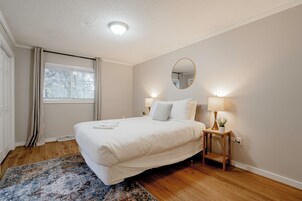 12 多间卧室、熨斗/熨衣板、免费 WiFi