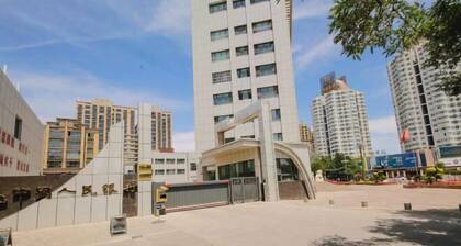 Dong Fang Hotel