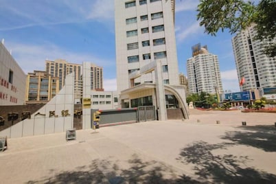 Dong Fang Hotel