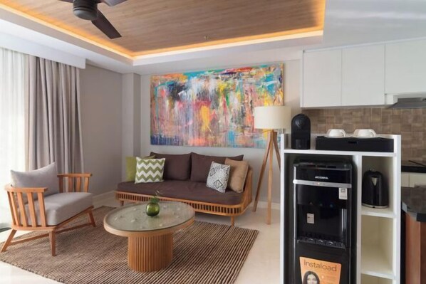 Room - Beachwalk Residence (Bali)