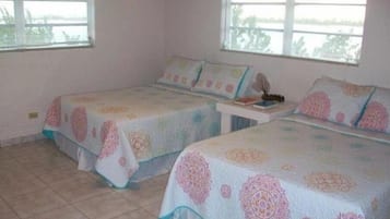 2 Schlafzimmer, BĂŒgeleisen/BĂŒgelbrett, WLAN, BettwĂ€sche