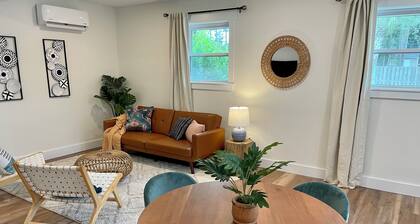 Modern Bungalow with Saltwater Pool