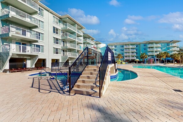 Indoor pool - Litchfield condo with lazy river, pool, hot tub, beach access & water park (Pawleys Island)