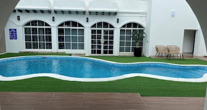 Hotel H4