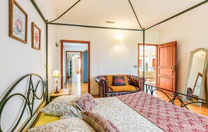 5 dormitorios, cuna de viaje, wifi gratis