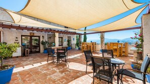 Outdoor dining - Finca Las Nuevas Casa Sofia Álora by Ruralidays (Málaga)