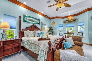 4 bedrooms, desk, iron/ironing board, travel cot - Spacious and Secluded 4-bedroom house in peaceful Saint George Island (Saint George Island)