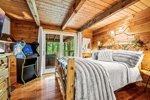 2 bedrooms, desk, iron/ironing board, travel cot