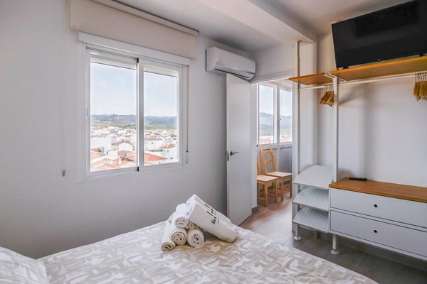 1 bedroom, iron/ironing board, travel crib, WiFi