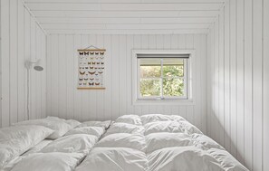 5 soverom, strykejern/-brett og wi-fi (inkludert)