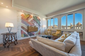 TV - Dreams Over Ponte Vecchio with outstanding view (Firenze)