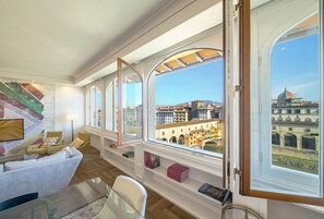 Interior - Dreams Over Ponte Vecchio with outstanding view (Firenze)