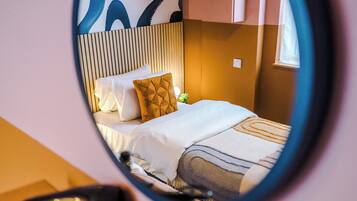 4 bedrooms, free WiFi, bed sheets