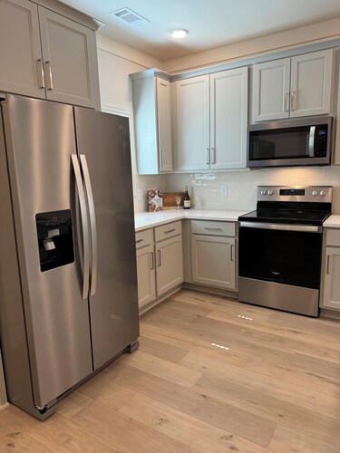 Brand New AUsome Townhome near Auburn University 