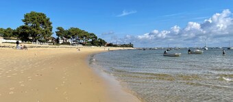 Beach at the foot of the apartment. Near Cap Ferret lighthouse. View of the sea and Pyla Dune