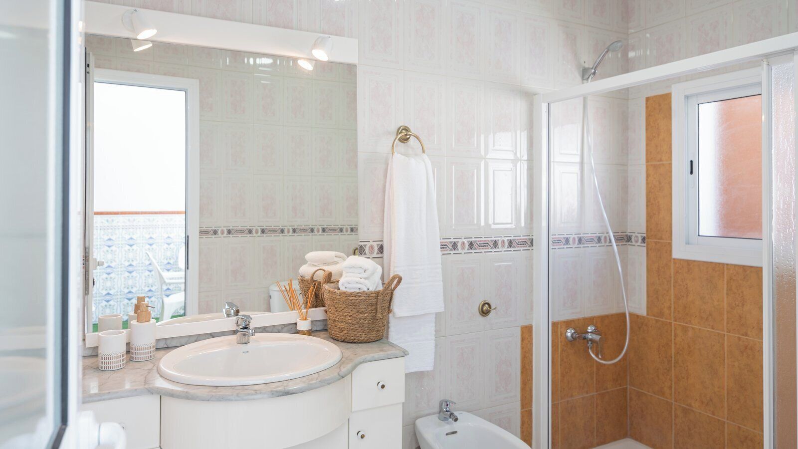 Shower, hair dryer