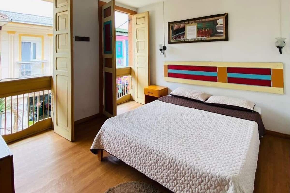 Chambre Standard double, vue sur la ville | Accès au Wi-Fi (inclus)
