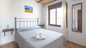 7 habitaciones, cuna de viaje y wifi 