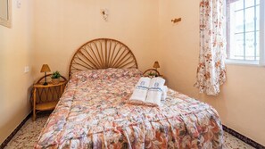 3 bedrooms, iron/ironing board