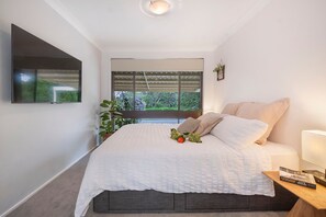 5 chambres, fer et planche à repasser, Wi-Fi gratuit, draps fournis