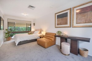 5 Schlafzimmer, Bügeleisen/Bügelbrett, kostenloses WLAN, Bettwäsche