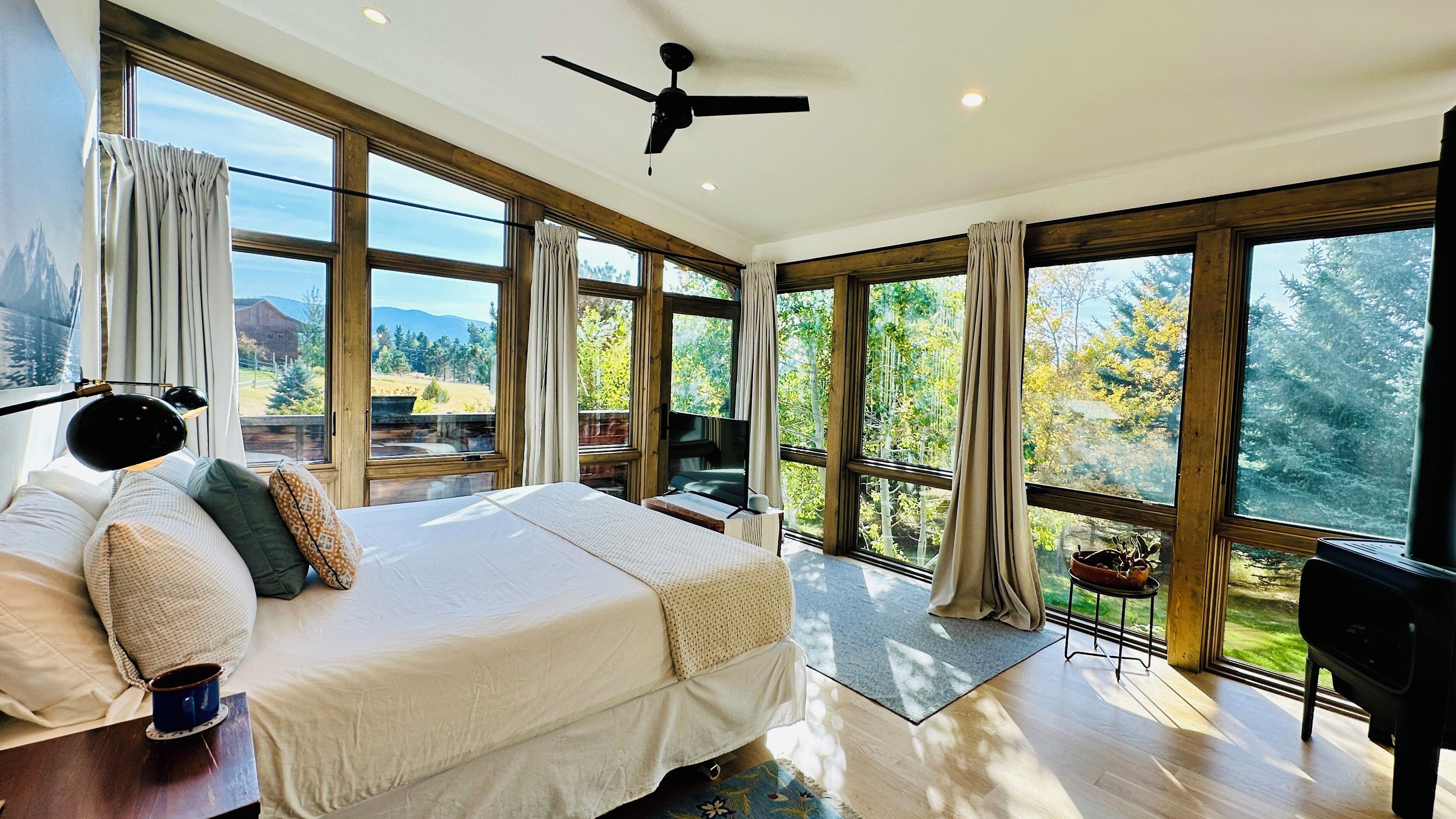 4 soverom, skrivebord, strykejern/-brett og wi-fi