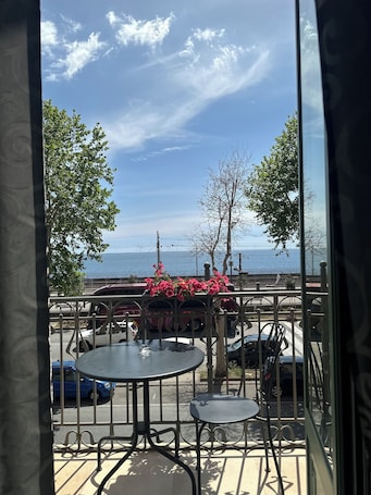 Classic Double Room, Balcony, Sea View (SONNAMBULA) | Memory foam beds, desk, laptop workspace, iron/ironing board