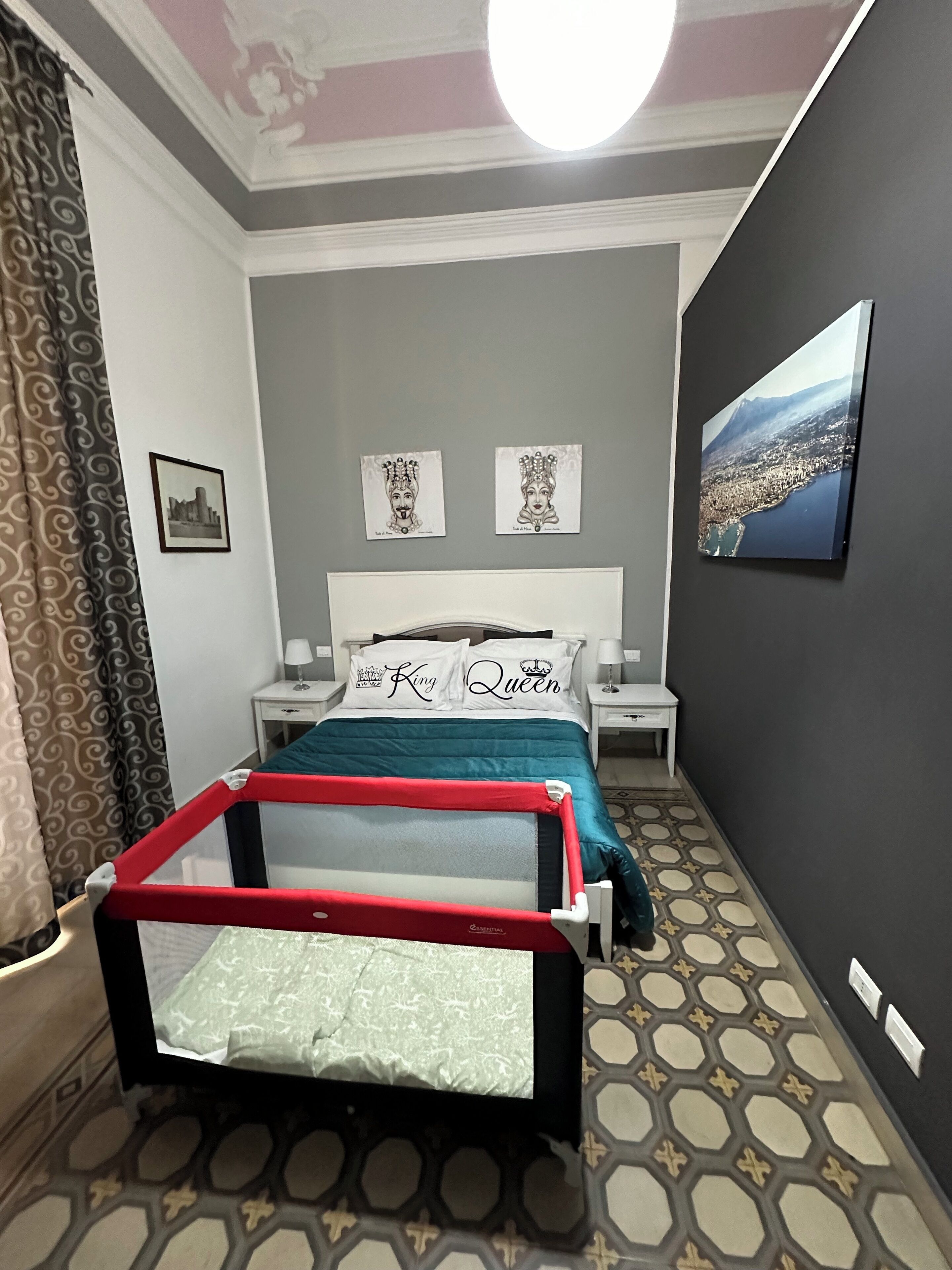 디럭스 더블룸, 발코니, 부분 바다 전망 (NORMA) | 메모리폼 침대, 책상, 노트북 작업 공간, 다리미/다리미판