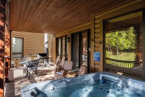 屋外ダイニングエリア