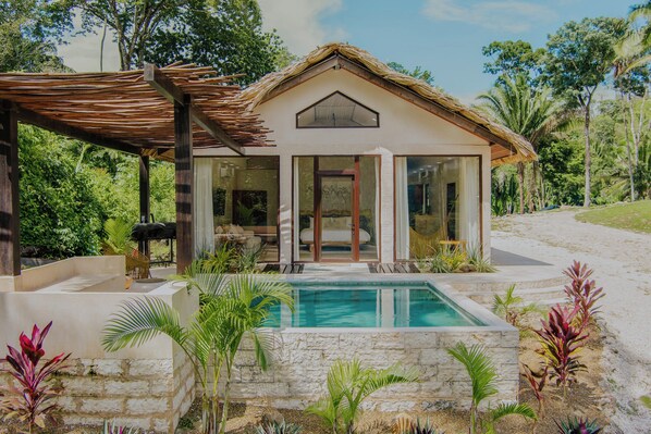 Luxury-Villa, eigener Pool, Bergblick | Terrasse/Patio