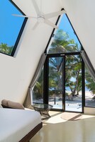 Luxury Studio Suite, 1 King Bed, Sea View, Beachfront | Beach/ocean view