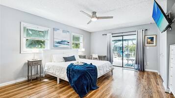 3 bedrooms, iron/ironing board, free WiFi, bed sheets