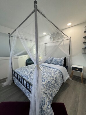 2 bedrooms, iron/ironing board, WiFi, bed sheets - DT Dallas 2BD COZY GEM 5 Min from Love Field (Dallas)